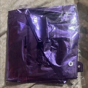 Blow up Helium #8 balloon: metallic purple